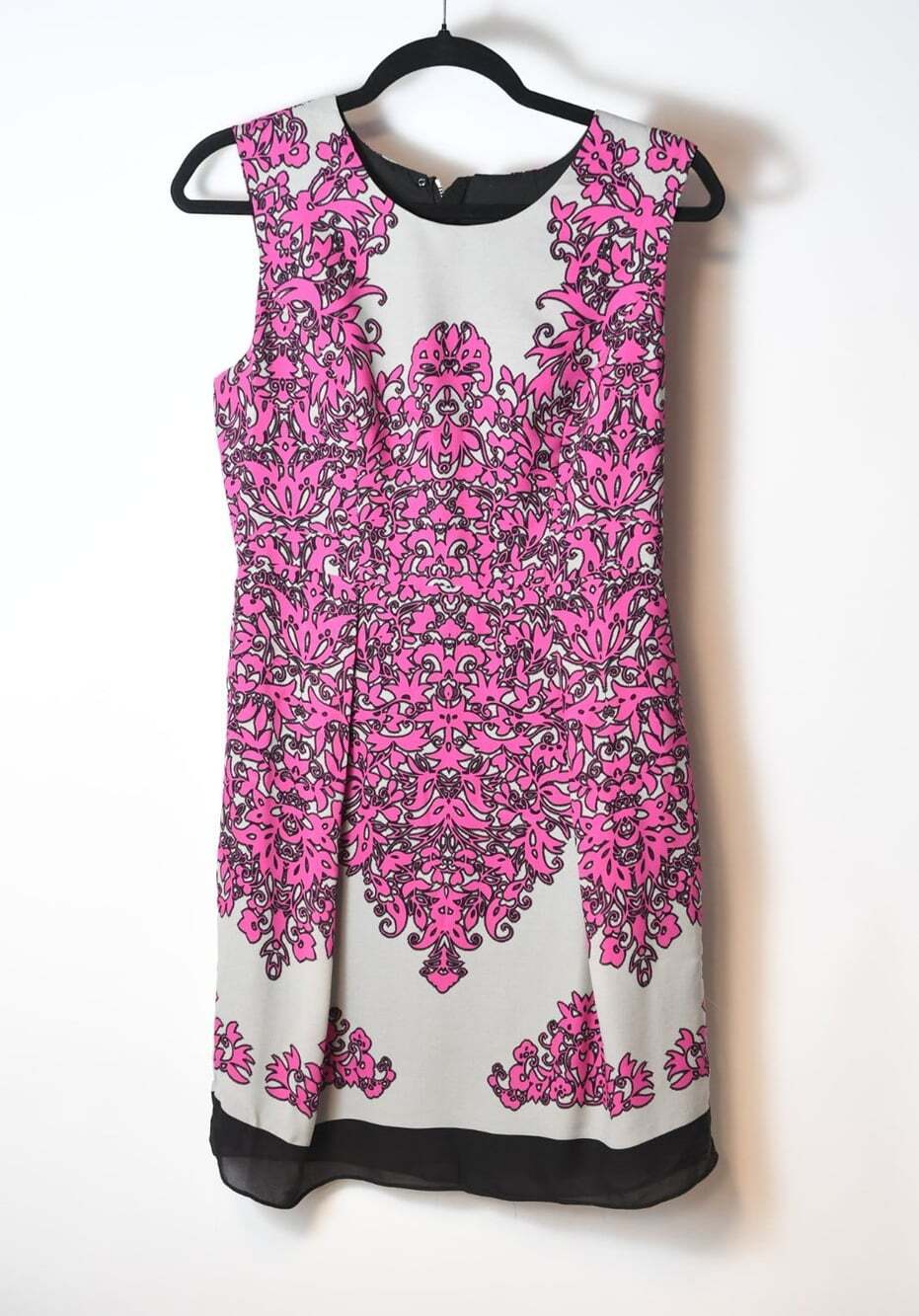 Milly Dress Pink & Black Floral Patterned 100% Silk Size 6